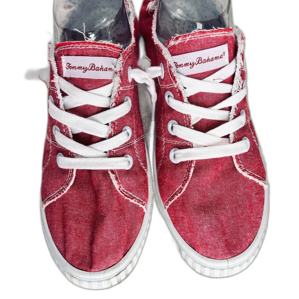 Tommy Bahama Sneakers 8.5 Red Canvas Shoes Comfy Memory Foam Stretch Slip On